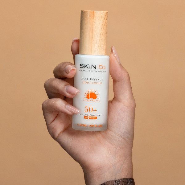 Kem chống nắng Skin O2 Face Defence 50+ Invisible-san-pham/kem-chong-nang-skin-o2-face-defence-50-invisible/so2-face-defence-moisturiser-image-product-010.jpg