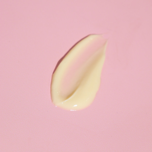 Tẩy Tế Bào Chết Skin O2 Micro Scrub RP-san-pham/skin-o2-micro-scrub-rp/so2-micro-scrub-exfoliator-rp-image-product-texturepinkbg-021.jpg